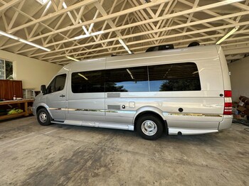 Thumbnail of RV
