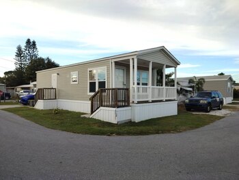 Thumbnail of mobile home